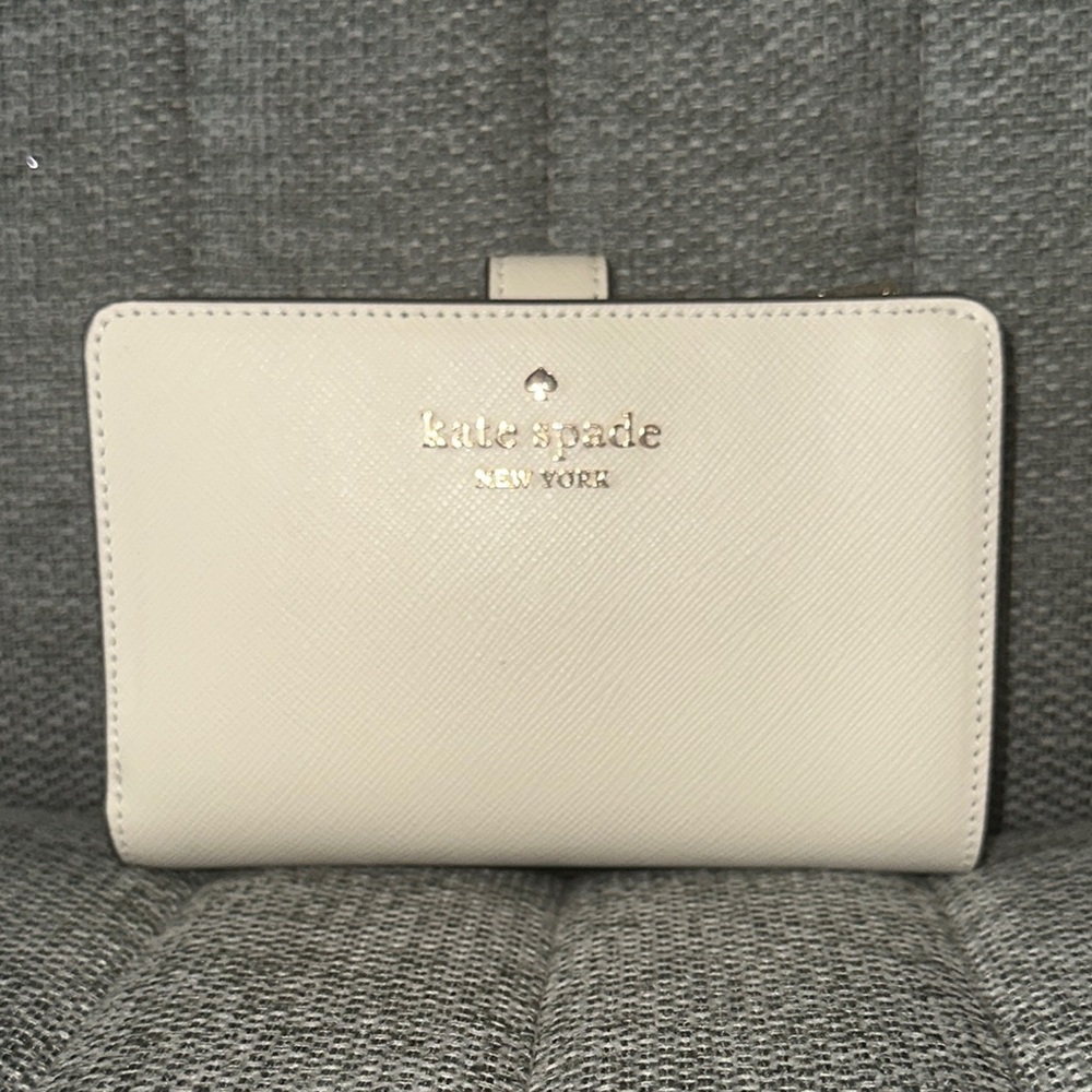 Kate Spade Ivory Wallet